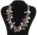 Collier en verre rose, 56cm
